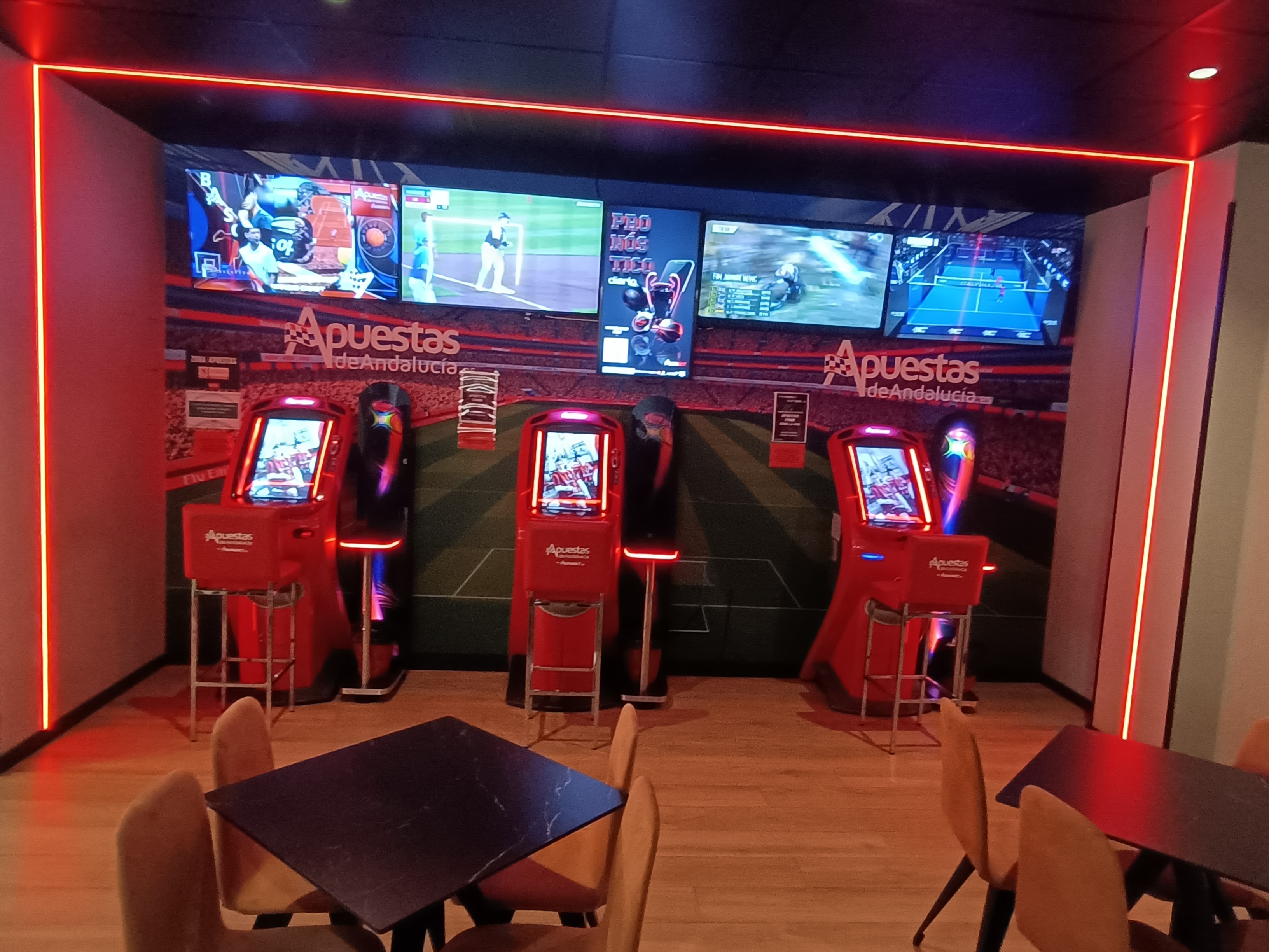 Zona de apuestas deportivas en TikiTaka Almanzora