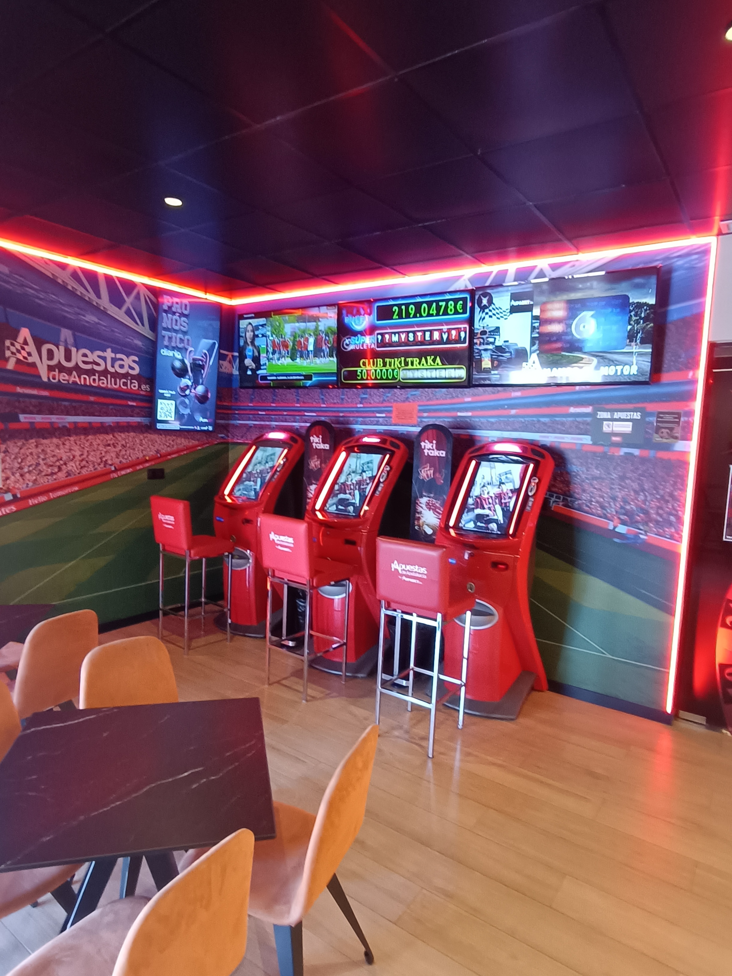 Apuestas deportivas presenciales en TikiTaka Vintage
